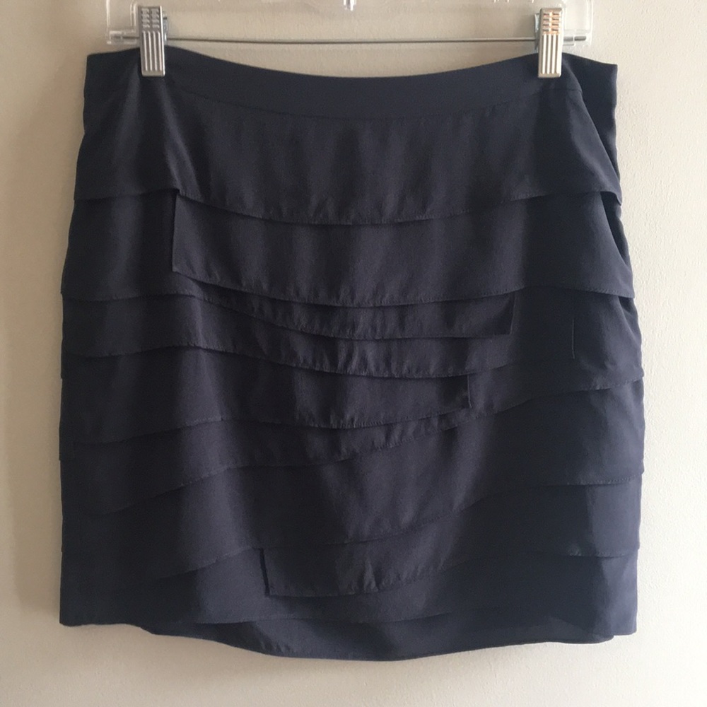 Ann Taylor Ruffled Skirt Size 8